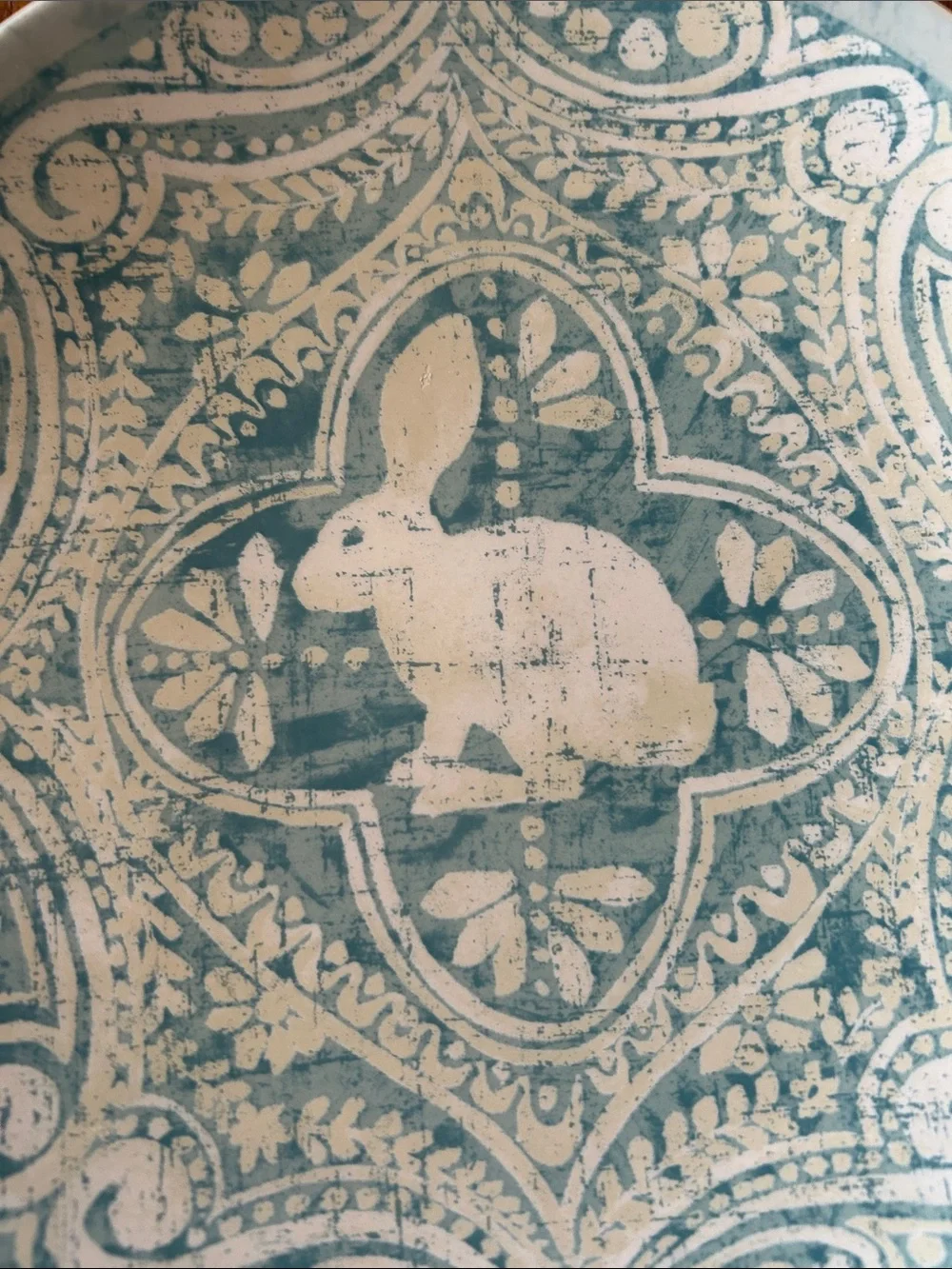 Pottery Barn GRAPHIC BUNNY Salad Plate RARE